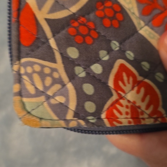 Vera Bradley Wallet with Turn Lock And Zipper Compartment (Bin 12) - Picture 11 of 11
